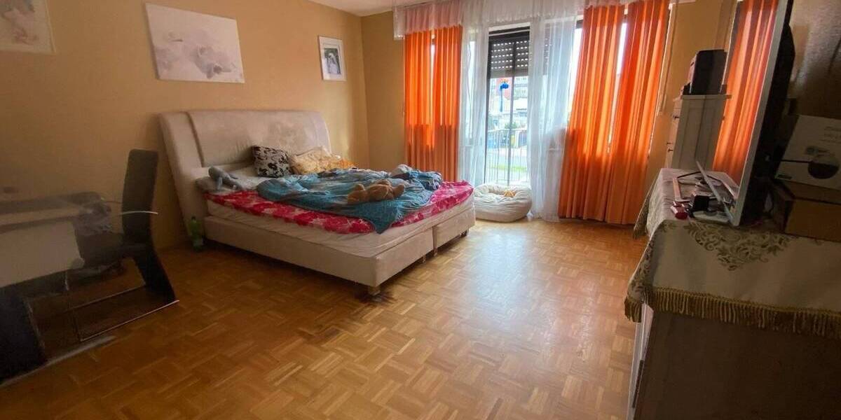 ***Schönes und geräumiges Einfamilienhaus*** 6 zimmer