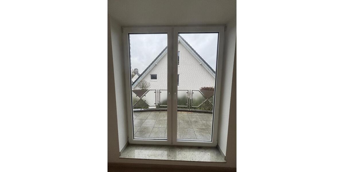 Frisch Renovierte 3 Zimmer Wohnung in ruhiger Lage 3 zimmer