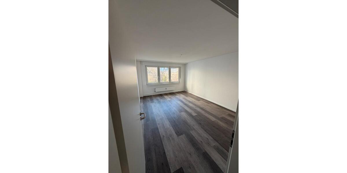 Erdgeschoßwohnung Mülheim an der Ruhr - 3.5 Zimmer, 64 m&sup2;, 765&euro; | Angebot:25714488