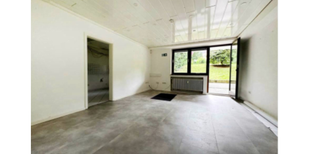 Attraktive Souterrainfläche – Ideal für Büro oder Praxis zimmer