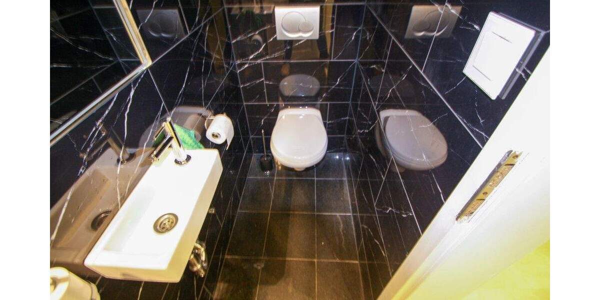 Imposantes Landhaus mit diversen Nebengebäuden 7 zimmer