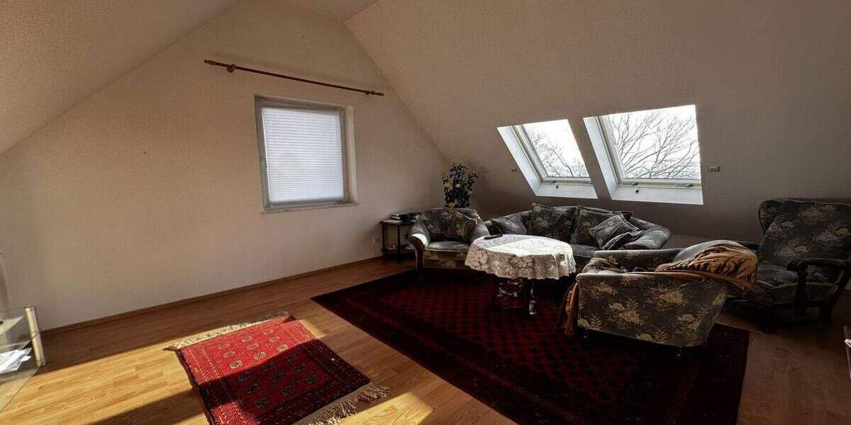 Stilvolles Familiendomizil in begehrter Feldrandlage mit Garage in Wuppertal 5 zimmer