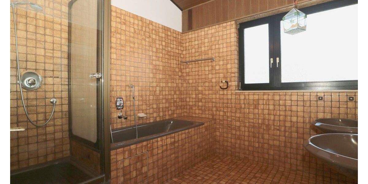 Reihenmittelhaus Dormagen / Hackenbroich Hackenbroich - 5 Zimmer, 141 m&sup2;, 349.000&euro; | Angebot:25777116