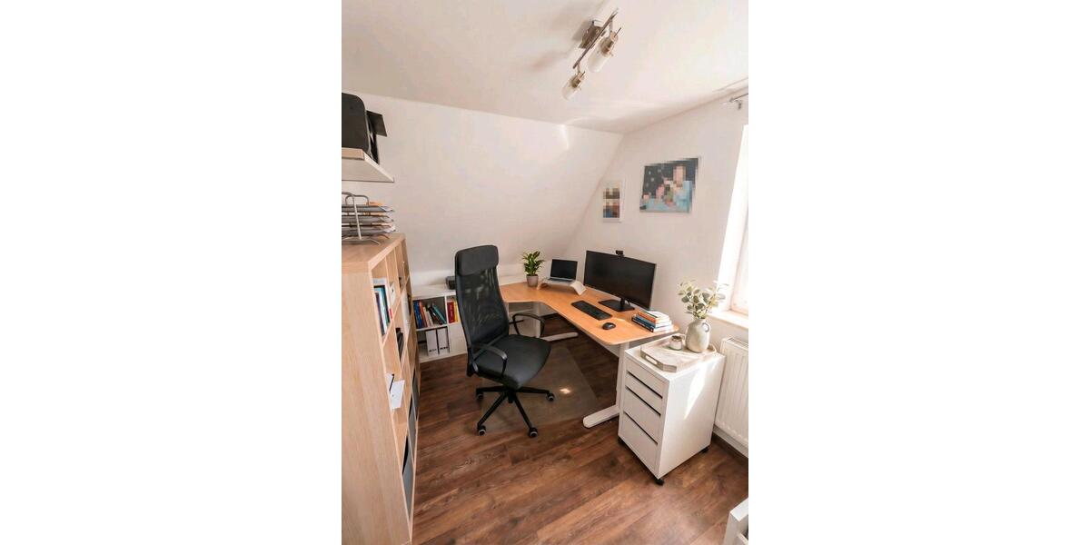 Dachgeschoßwohnung Wuppertal Gemarkung Barmen - 5 Zimmer, 93 m&sup2;, 1.000&euro; | Angebot:26399839