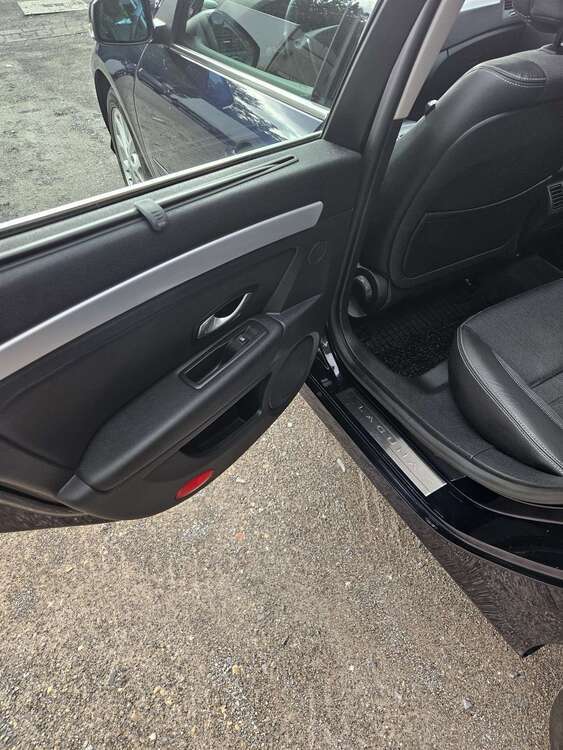 Renault Laguna 84.900 km 6.400 € Solingen 42655