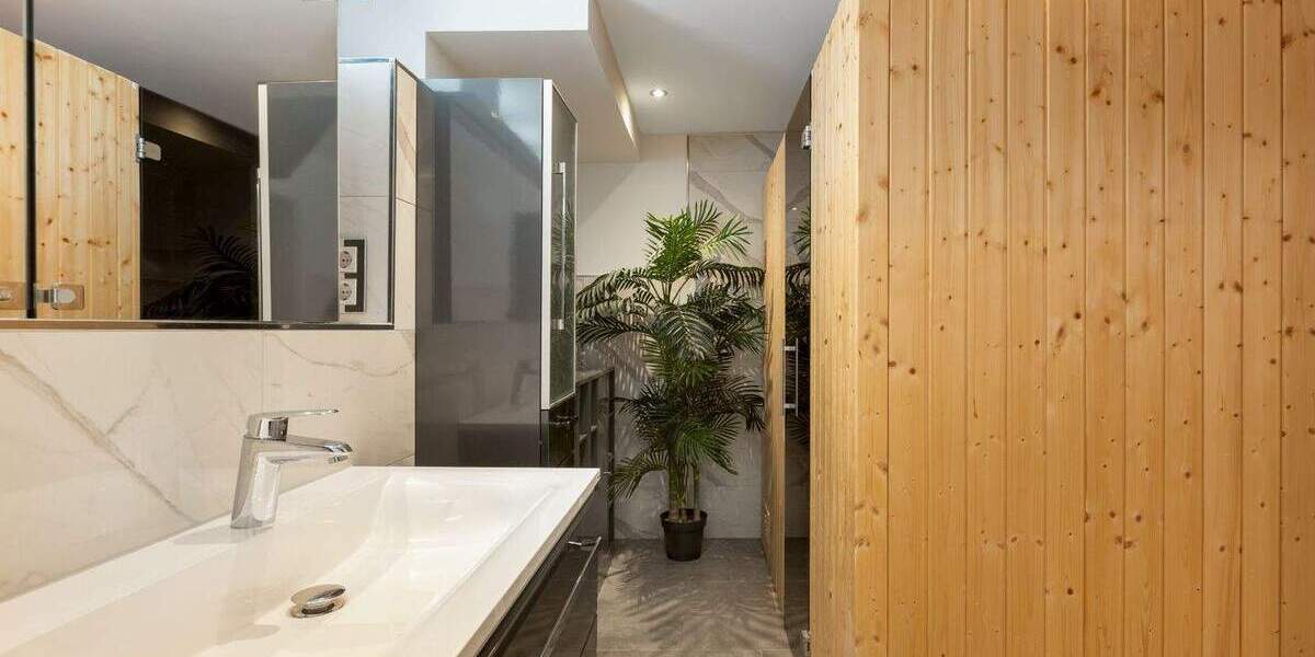 Einfamilienhaus Düsseldorf Lörick - 9 Zimmer, 178 m&sup2;, 1.200.000&euro; | Angebot:23950738