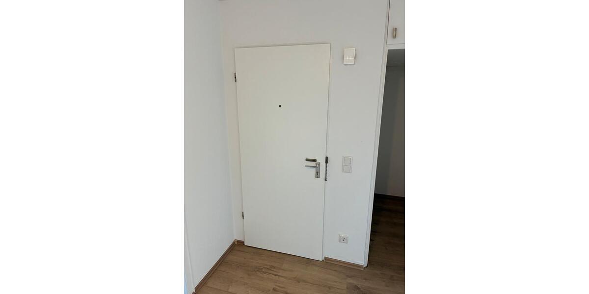 Etagenwohnung Düsseldorf Derendorf - 3 Zimmer, 70 m&sup2;, 1.200&euro; | Angebot:26362632
