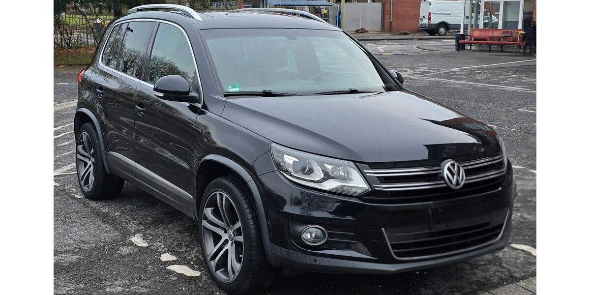 VW Tiguan 199.641 km 9.800 &euro; Mülheim 45476