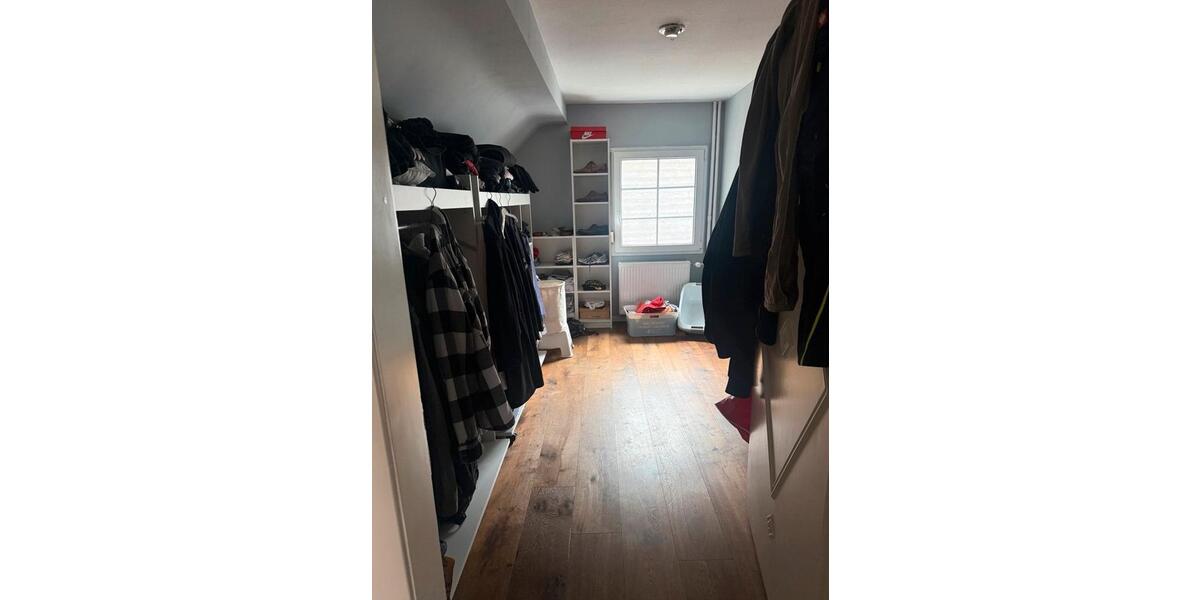 Einfamilienhaus Solingen - 5 Zimmer, 140 m&sup2;, 279.000&euro; | Angebot:26820699