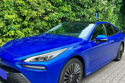 Toyota Mirai 27.000 km 14.990 &euro; Wuppertal 42281