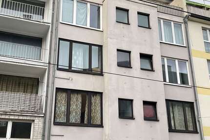 Haus zum Kaufen in Düsseldorf 1.750.000 € 585 m² 28 zimmer