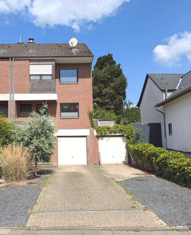 Haus zum Kaufen in Grevenbroich Kapellen 499.000 € 160 m²
