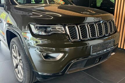Jeep Grand Cherokee 129.989 km 21.790 &euro; Düsseldorf 40549