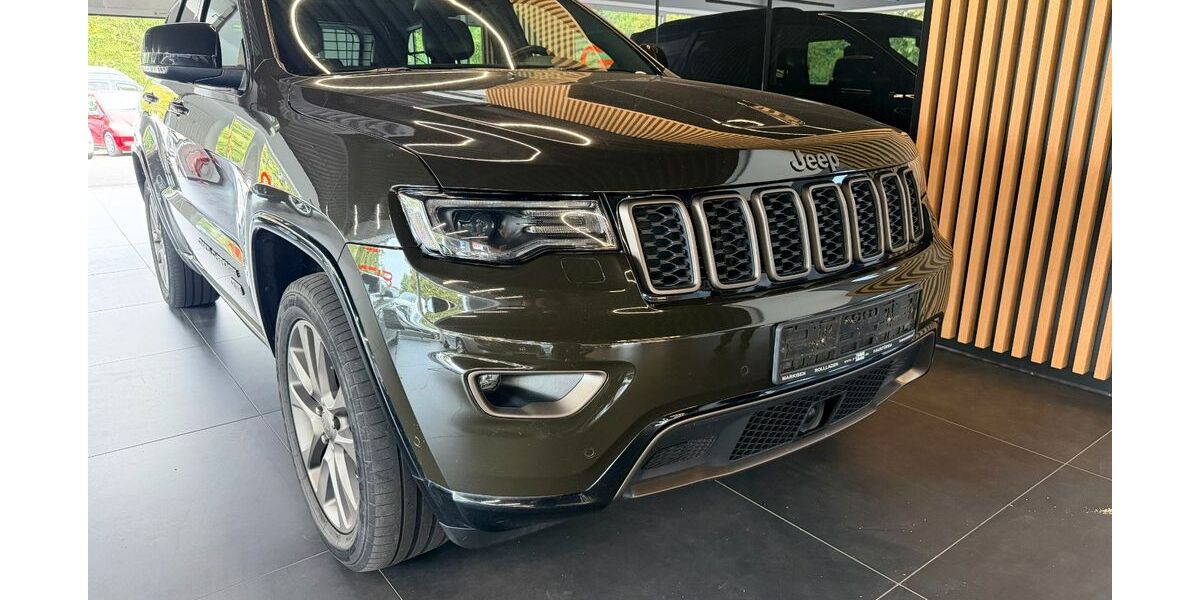 Jeep Grand Cherokee 129.989 km 21.790 &euro; Düsseldorf 40549