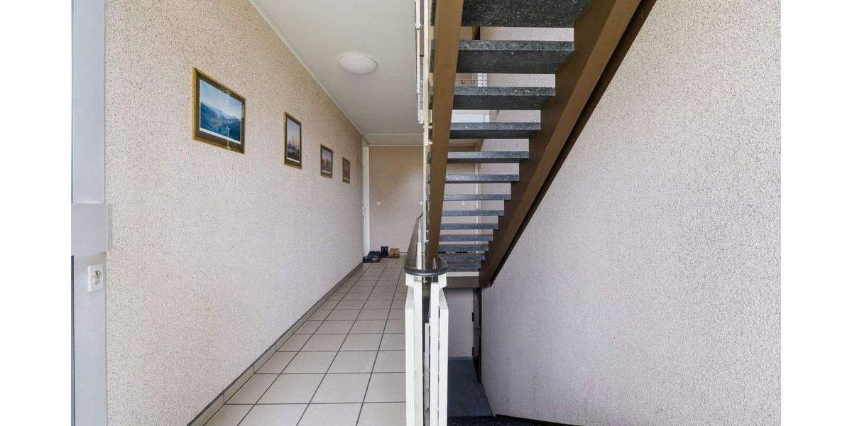 Renovierte 4-Zimmer-Wohnung mit Loggia – sofort frei & perfekt für Familien 4 zimmer
