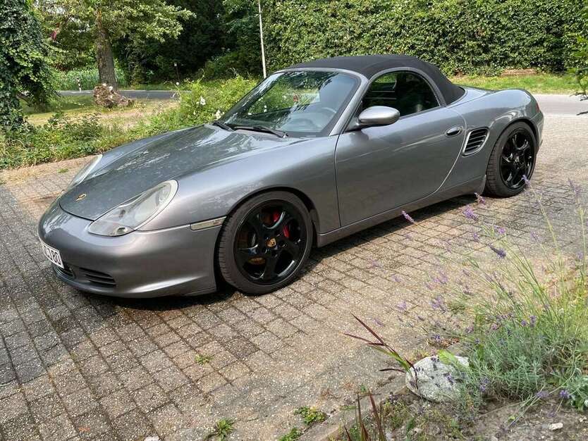 Porsche Boxster 236.000 km 18.889 € Viersen 41751