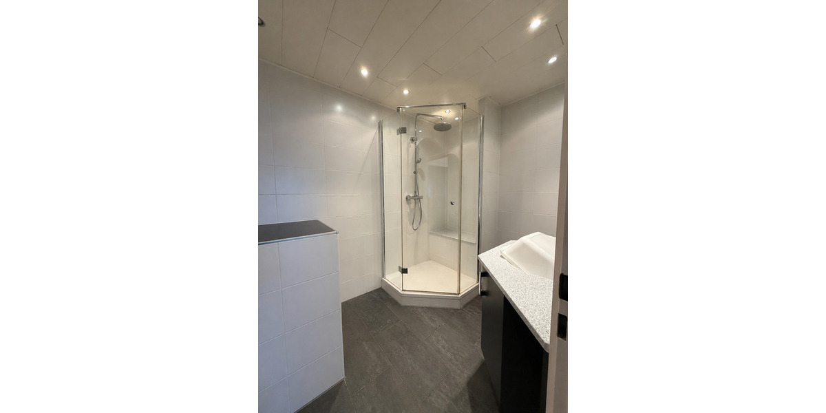 Etagenwohnung Erkrath Unterfeldhaus - 3 Zimmer, 82 m&sup2;, 229.000&euro; | Angebot:26435554
