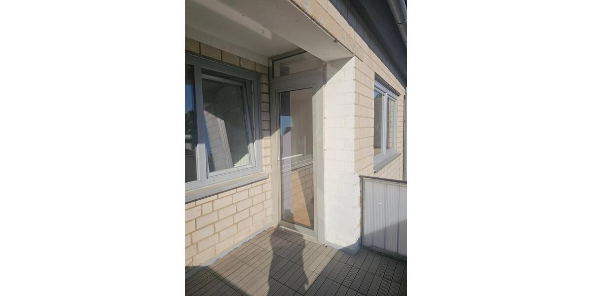 Lichtdurchflutete 2,5-Zimmer-Wohnung mit Südbalkon 2.5 zimmer