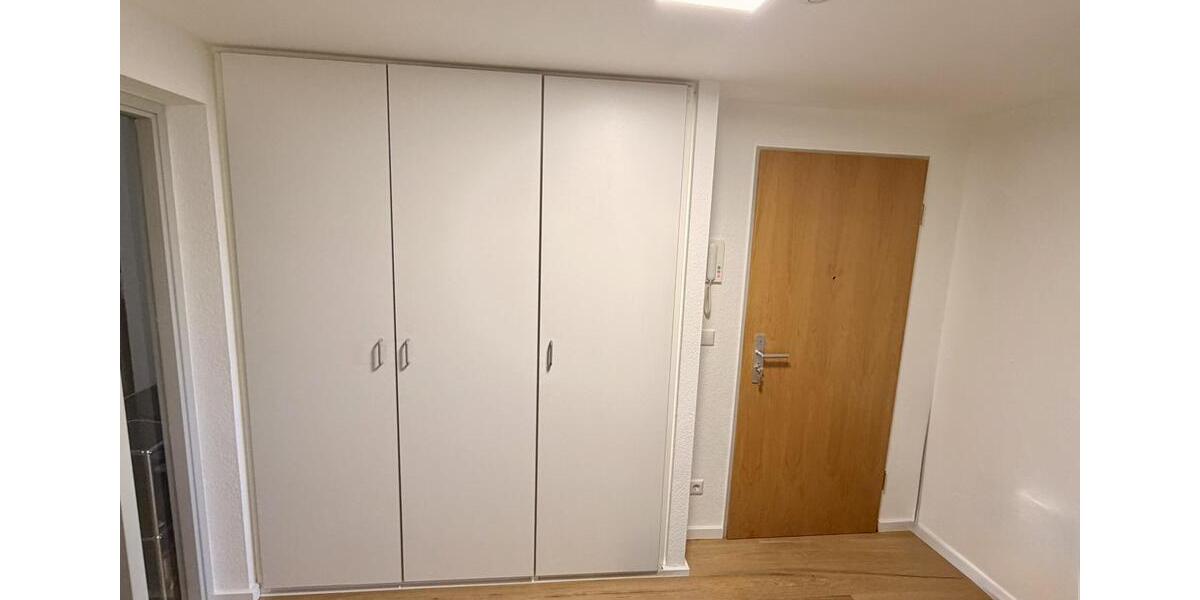 Etagenwohnung Düsseldorf Heerdt - 2 Zimmer, 64 m&sup2;, 1.150&euro; | Angebot:25712255