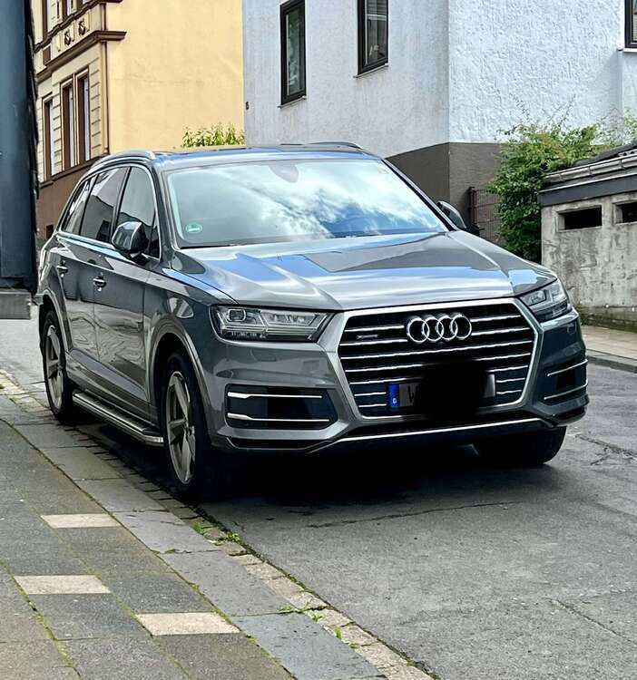 Q7
