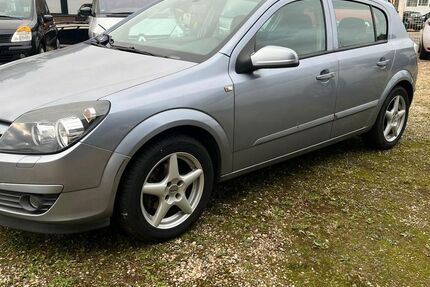 Opel Astra 205.000 km 850 € Neuss 40549