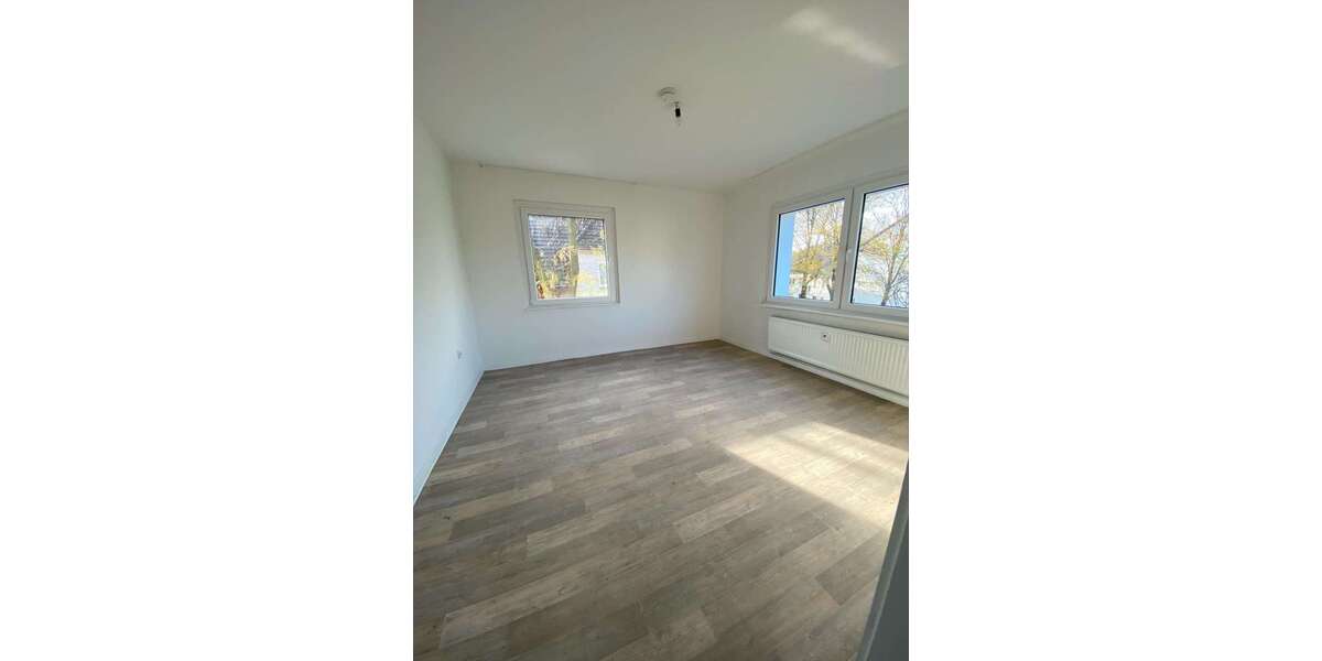 Etagenwohnung Duisburg Untermeiderich - 2 Zimmer, 50 m&sup2;, 360&euro; | Angebot:25832658