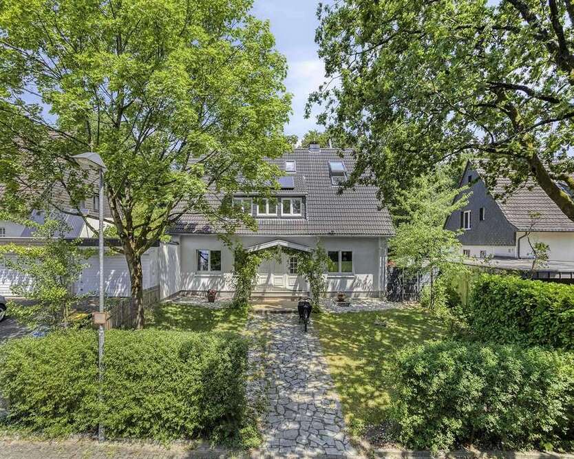Haus zum Kaufen in Ratingen 1.194.000 € 245 m²