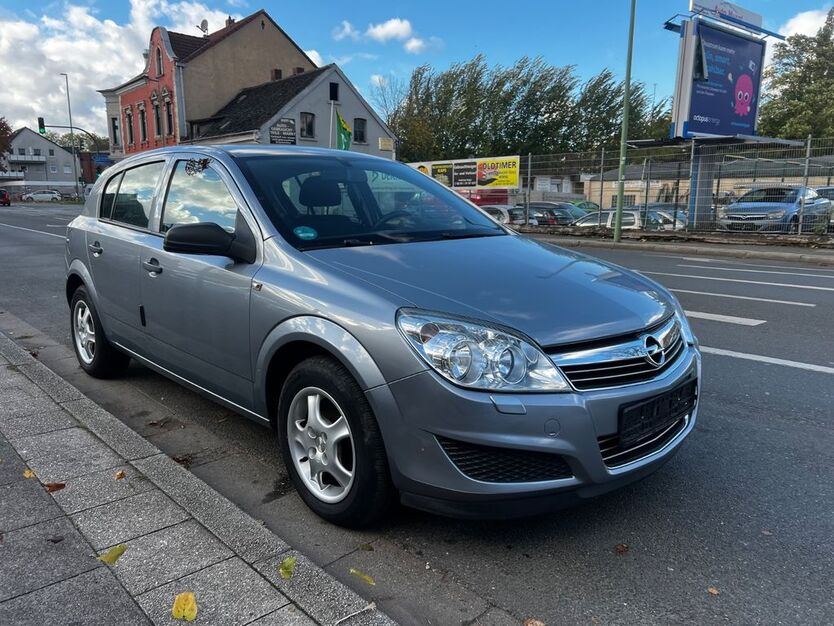 Opel Astra 195.000 km 1.999 € ESSEN 45329