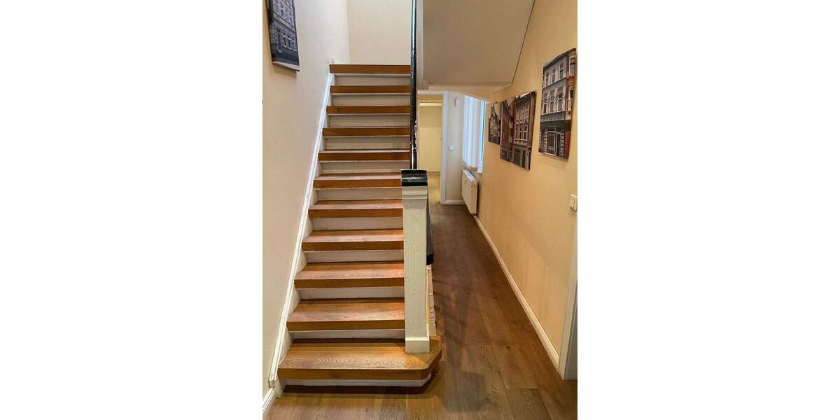 Büro-Praxisfläche in Neuss 5 zimmer