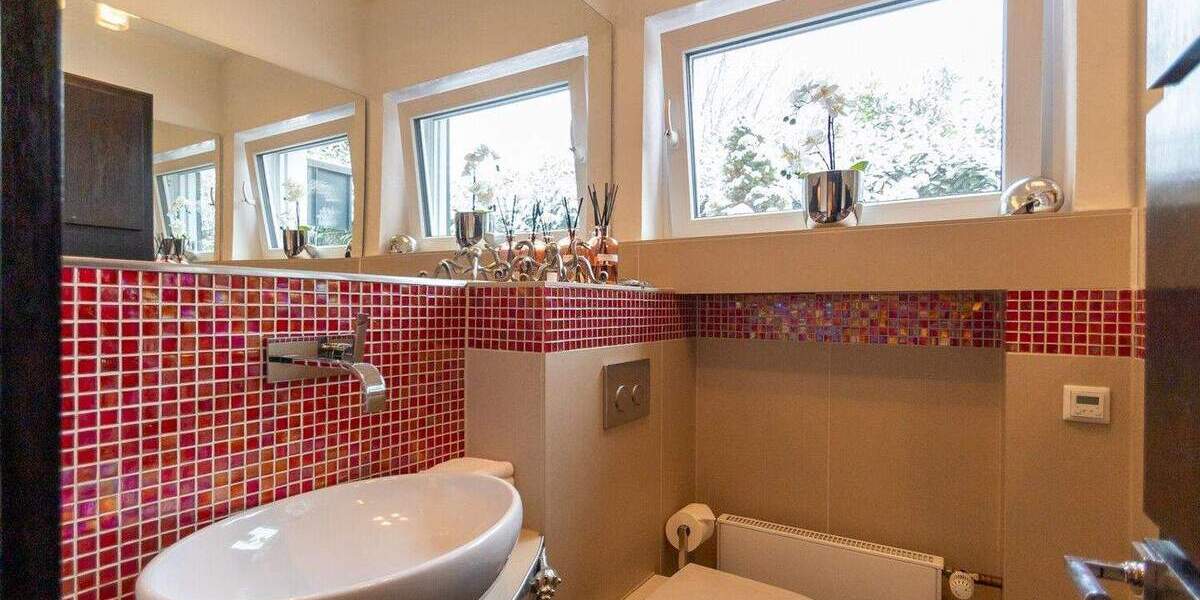 Einfamilienhaus Neuss Selikum - 9 Zimmer, 390 m&sup2;, 1.750.000&euro; | Angebot:25688844