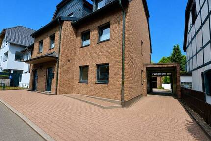 Wohnung Düsseldorf / Urdenbach Urdenbach - 2 Zimmer, 100 m&sup2;, 499.000&euro; | Angebot:26775365