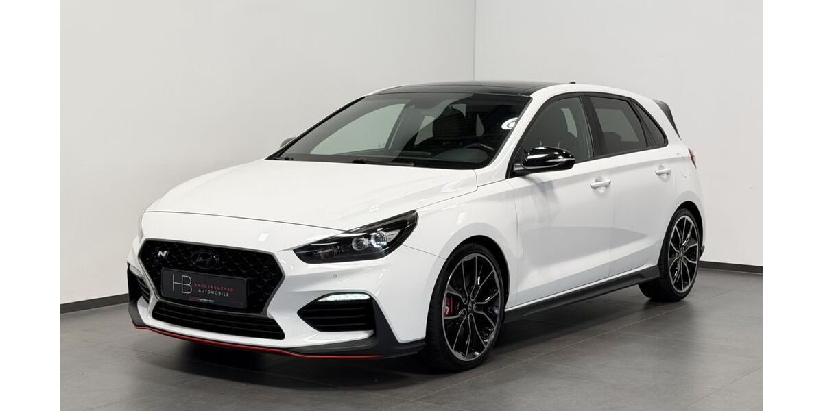 Hyundai i30 163.000 km 15.900 &euro; Remscheid 42855