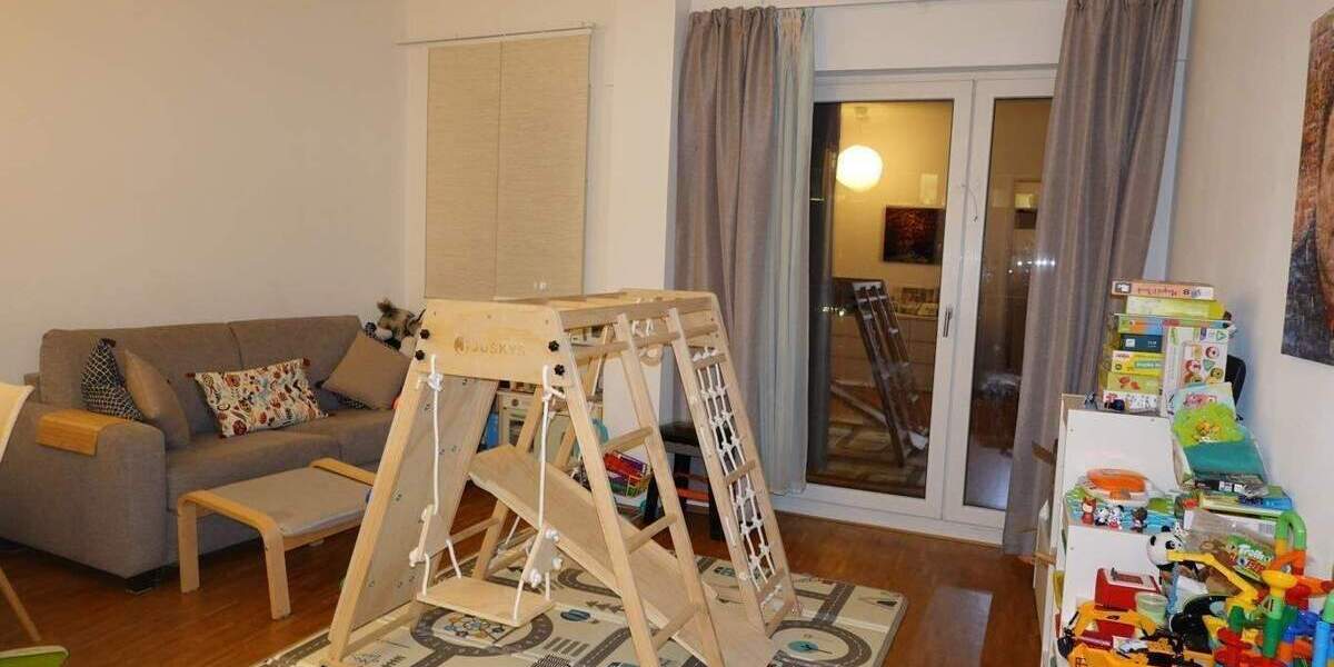 Moderne 3 Zimmer Wohnung + Balkon + Fußbodenheizung in D.-Flingern 3 zimmer