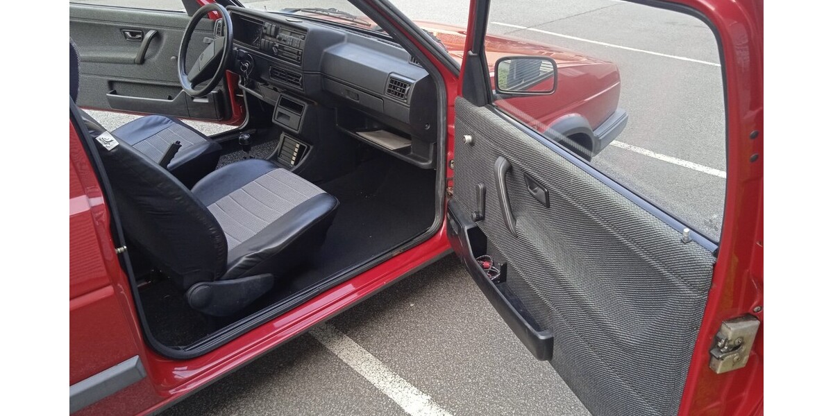 VW Golf II 174.000 km 4.000 &euro; Wuppertal 42275