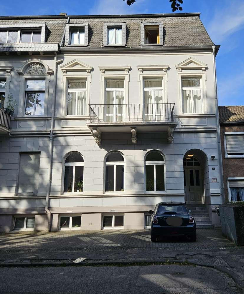 Wohnung zum Mieten in Krefeld Stadtmitte 1.300 € 95 m²