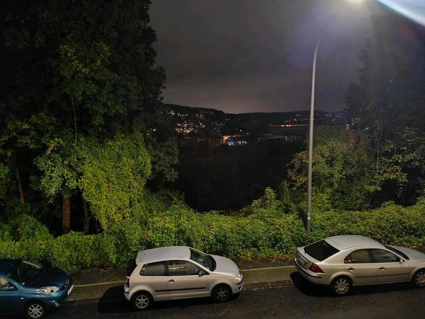 PRIVAT - Zentrale renovierte Wohnung mit Balkon in Elberfed
