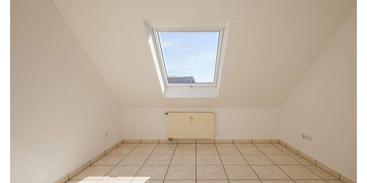 Helle Maisonettewohnung mit Dachterrasse und ca. 17m² Bonusfläche 3 zimmer