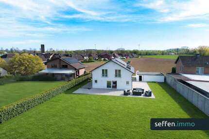 Haus Bedburg - 7 Zimmer, 210 m&sup2;, 695.000&euro; | Angebot:26343517