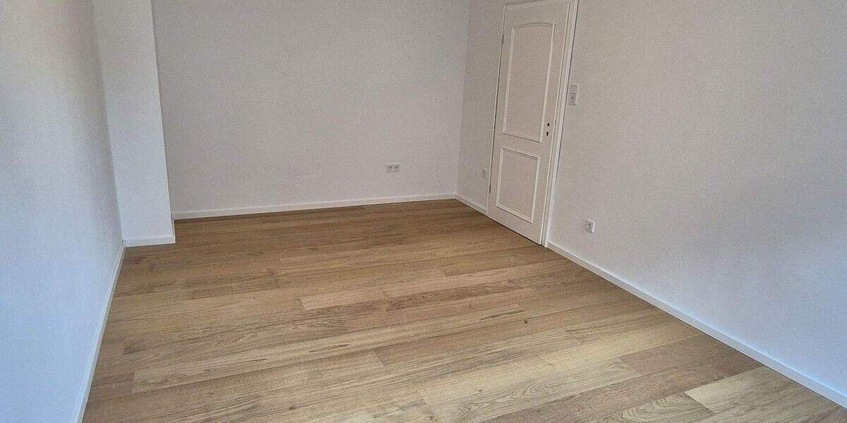 Etagenwohnung Düsseldorf Rath - 2 Zimmer, 63 m&sup2;, 250.000&euro; | Angebot:25751219