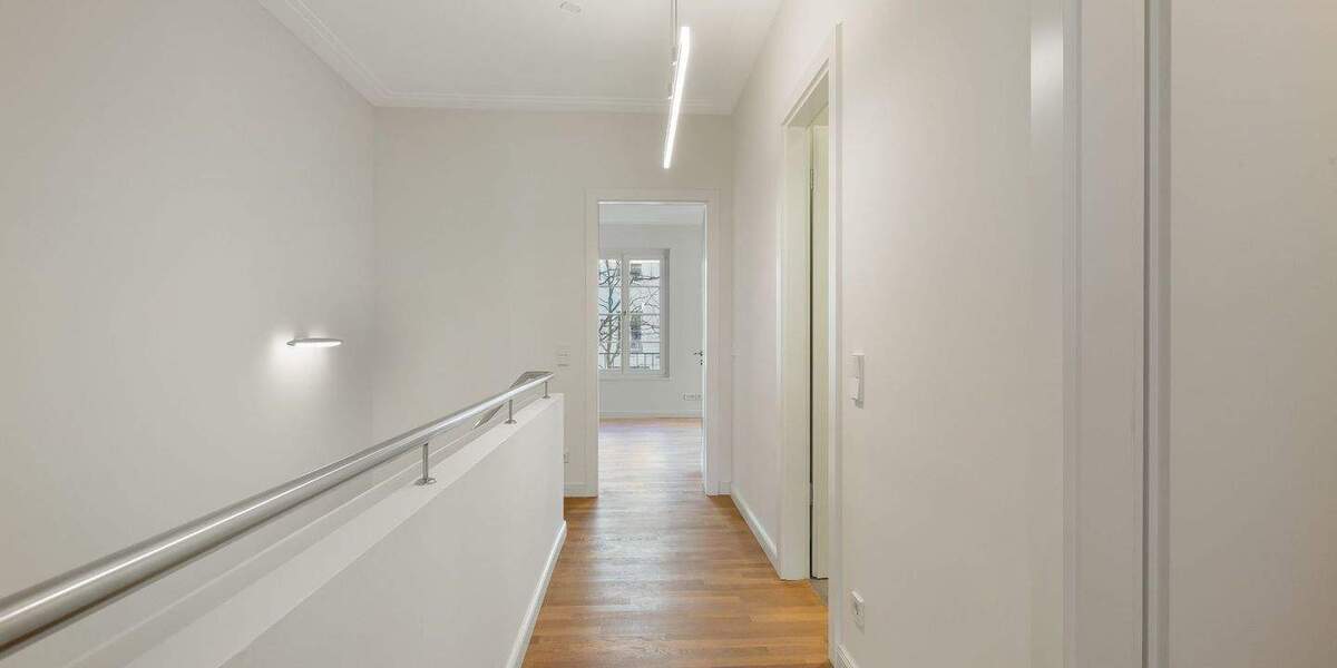 Reihenendhaus Düsseldorf Heerdt - 5 Zimmer, 220 m&sup2;, 1.790.000&euro; | Angebot:25686513