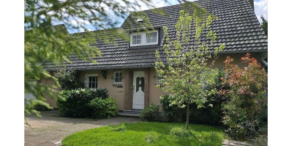 Haus zum Kaufen in Krefeld 669.000 € 116 m² 6 zimmer