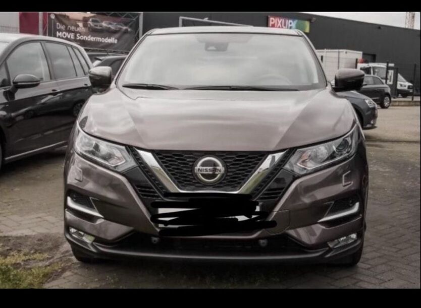 Nissan Qashqai 55.000 km 18.900 € Düsseldorf 40229