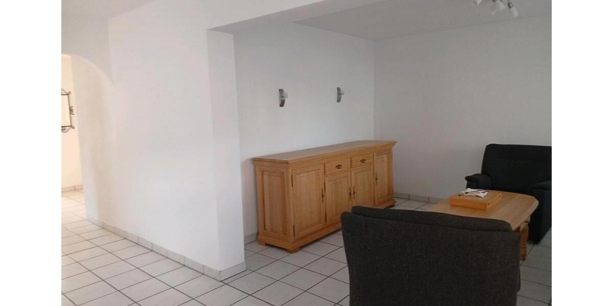 Erdgeschoßwohnung Moers - 3 Zimmer, 82 m&sup2;, 230.000&euro; | Angebot:26503717