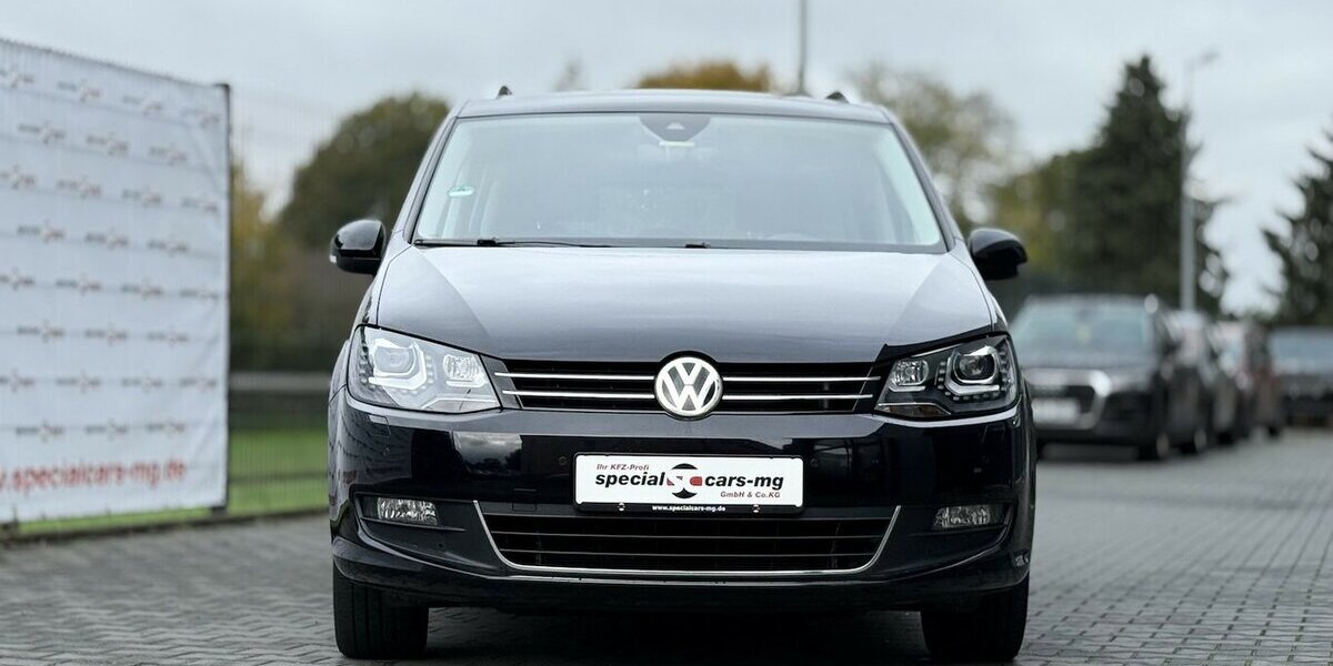 VW Sharan / 7 Sitzer / Kamera / el.Türen / 1. Hand 116.000 km 25.990 &euro; Mönchengladbach 41066