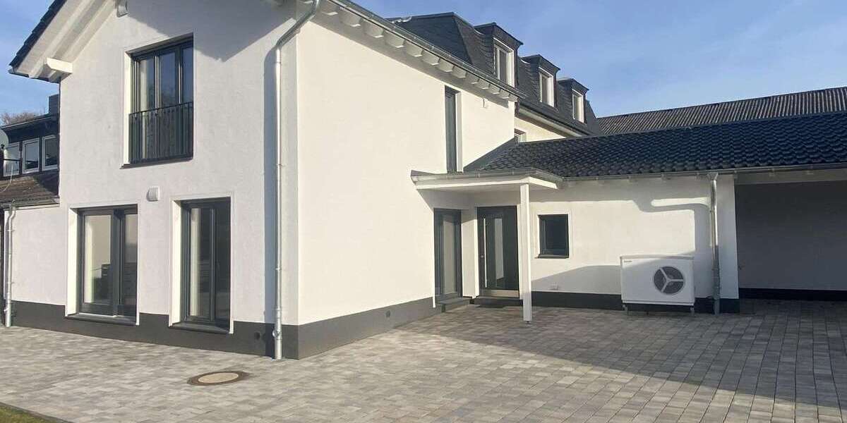 Haus zum Kaufen in Düsseldorf 790.000 € 100 m² 3.5 zimmer