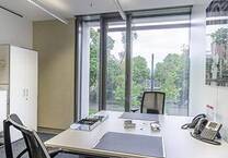 Flexible Arbeitsplätze und Büroräume in Top-Adresse - All-in-Miete