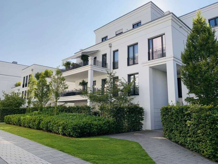 Wohnung zum Kaufen in Düsseldorf 2.200.000 € 178.6 m²