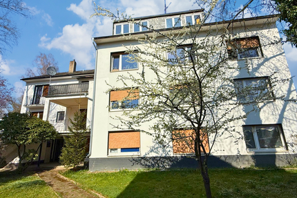 Haus zum Kaufen in Düsseldorf 1.800.000 € 548.02 m² 25 zimmer