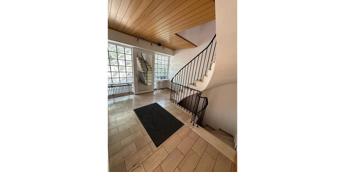 Reihenhaus Meerbusch Kierst - 5.5 Zimmer, 135 m&sup2;, 1.700&euro; | Angebot:26475248