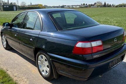 Opel Omega